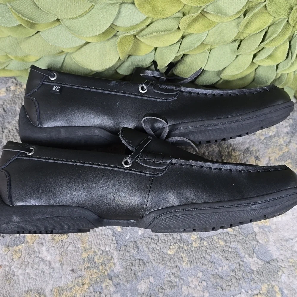 Kenneth Cole Driving Dash Black Leather Kids Shoes Size 6